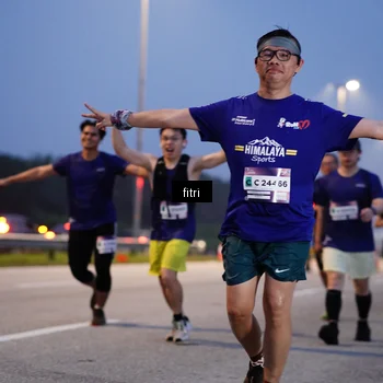 Runner Photo 7374329
