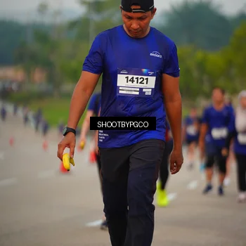 Runner Photo 7374342