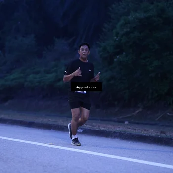 Runner Photo 7374350
