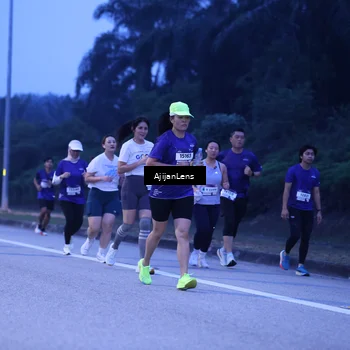 Runner Photo 7374354