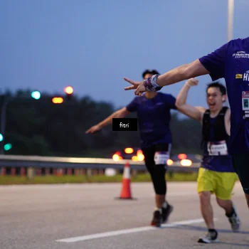 Runner Photo 7374362