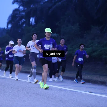 Runner Photo 7374367