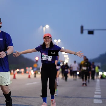 Runner Photo 7374370