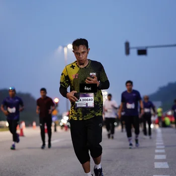 Runner Photo 7374389
