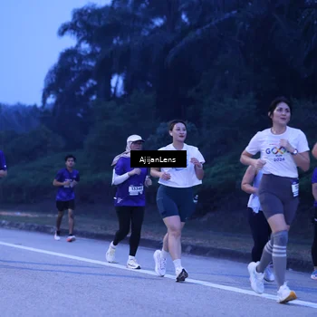 Runner Photo 7374391