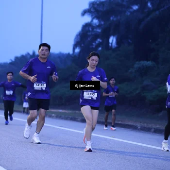 Runner Photo 7374430