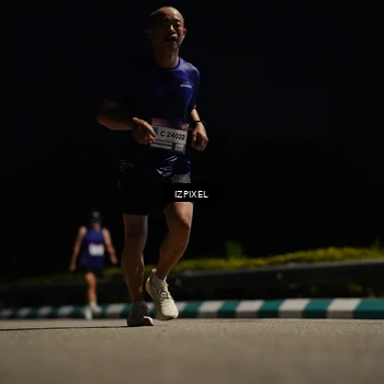 Runner Photo 7374434