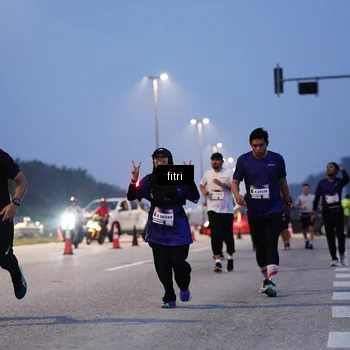 Runner Photo 7374442