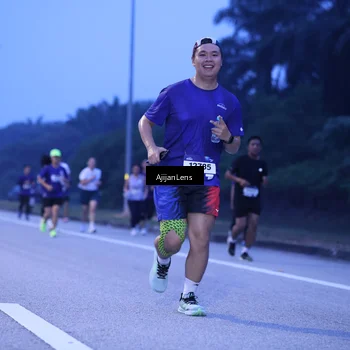 Runner Photo 7374445