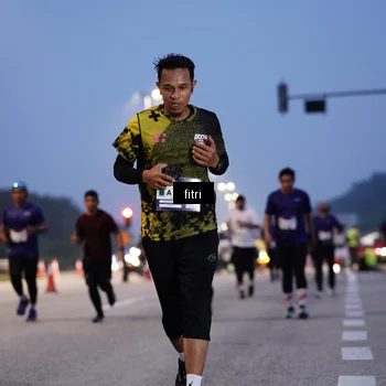 Runner Photo 7374447