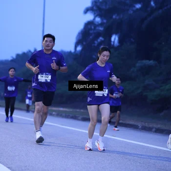 Runner Photo 7374448