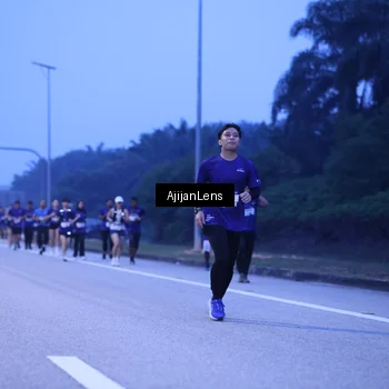 Runner Photo 7374460