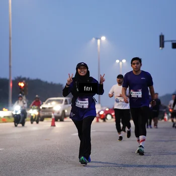 Runner Photo 7374462
