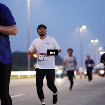 Runner Photo 7374479