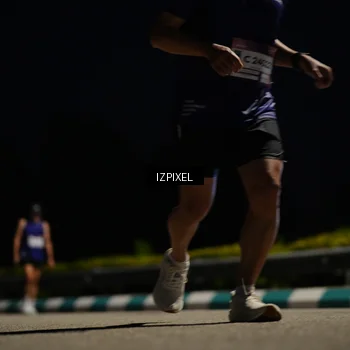 Runner Photo 7374489
