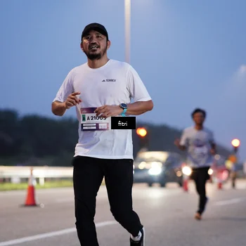 Runner Photo 7374492
