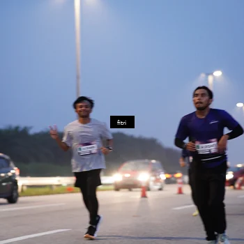 Runner Photo 7374495