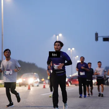 Runner Photo 7374496