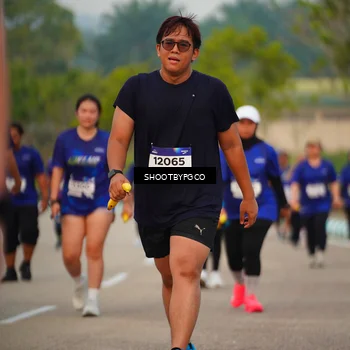 Runner Photo 7374549