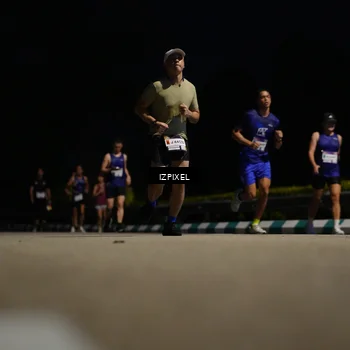 Runner Photo 7374550