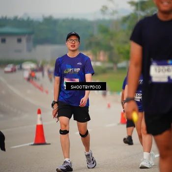 Runner Photo 7374553