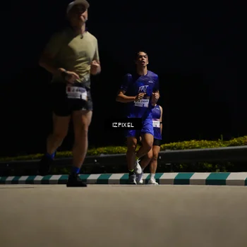 Runner Photo 7374557