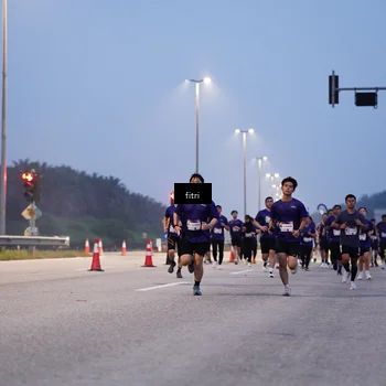 Runner Photo 7374560