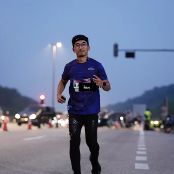 Runner Photo 7374565