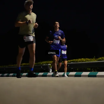 Runner Photo 7374569