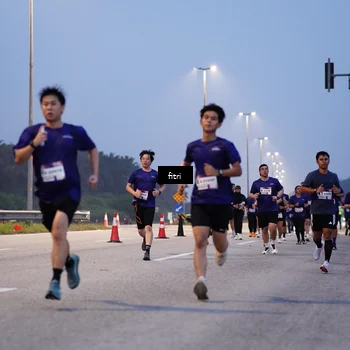Runner Photo 7374584