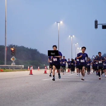 Runner Photo 7374595