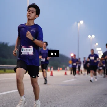 Runner Photo 7374597