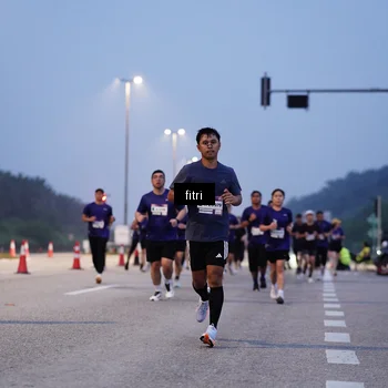 Runner Photo 7374601