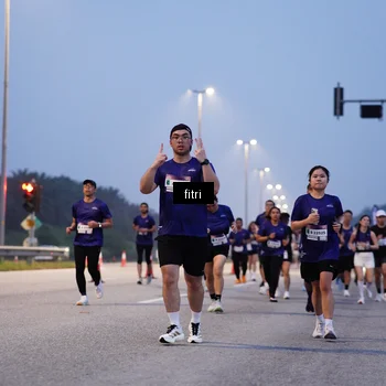 Runner Photo 7374610