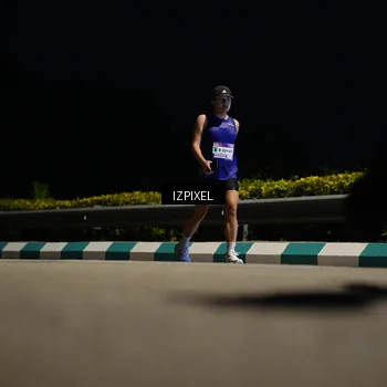 Runner Photo 7374612