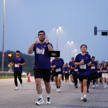 Runner Photo 7374615