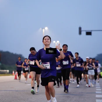 Runner Photo 7374628