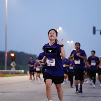 Runner Photo 7374635