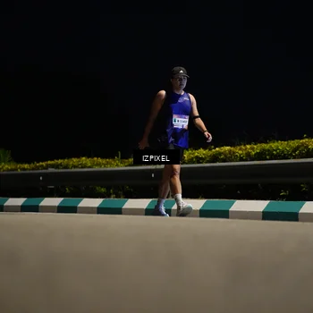 Runner Photo 7374639