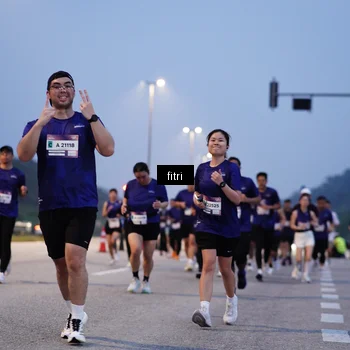 Runner Photo 7374647