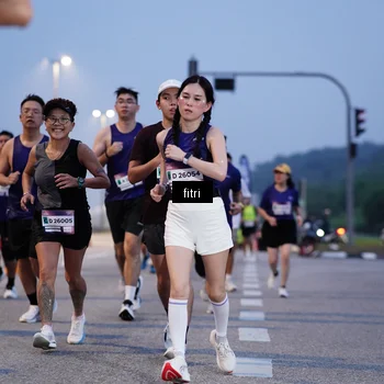 Runner Photo 7374684