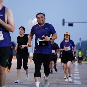 Runner Photo 7374718