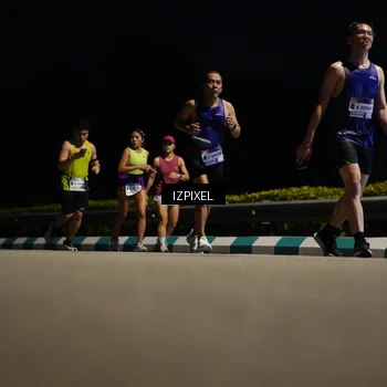Runner Photo 7374733