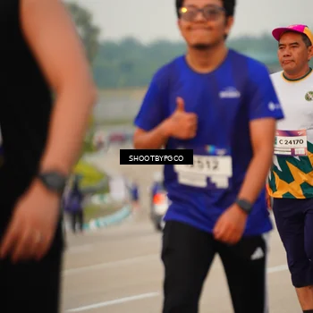 Runner Photo 7374744