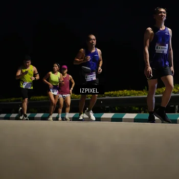 Runner Photo 7374760
