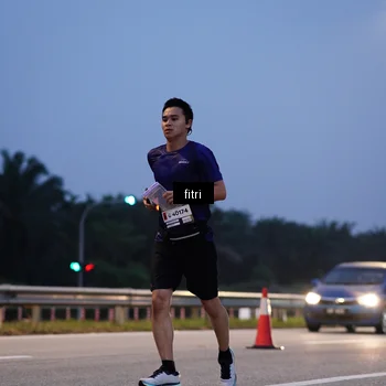 Runner Photo 7374801