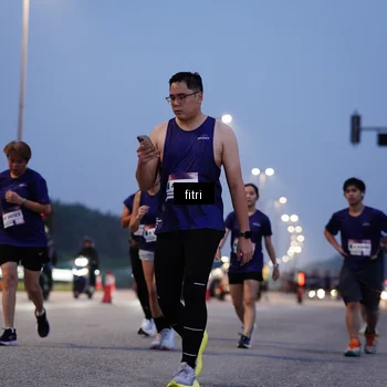 Runner Photo 7374804