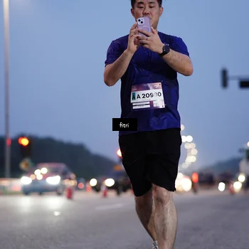 Runner Photo 7374828