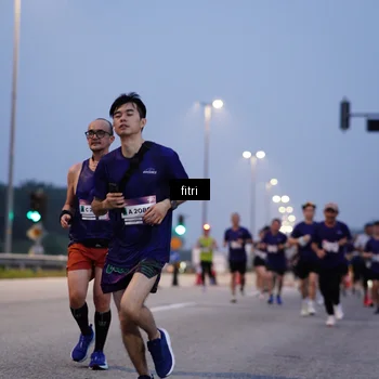 Runner Photo 7374866