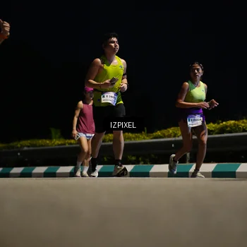 Runner Photo 7374886